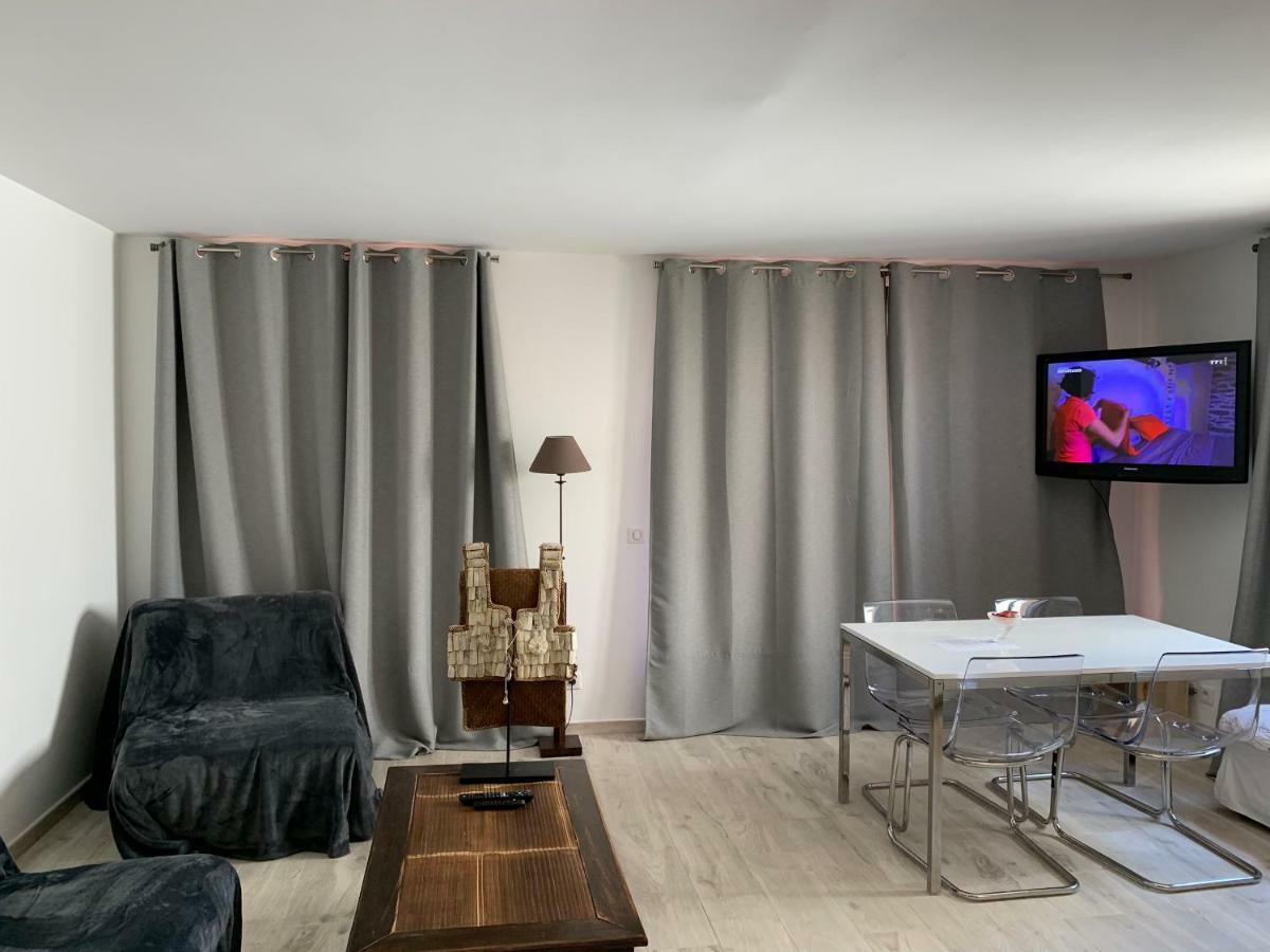 Marines appartement, 2min plage, 2km Saint-Tropez Cogolin Buitenkant foto